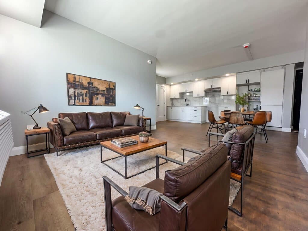 2 Bedroom Apartments thumbnail 3