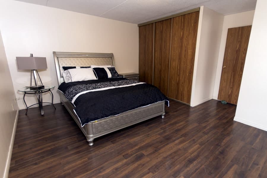3 Bedroom Apartments thumbnail 4