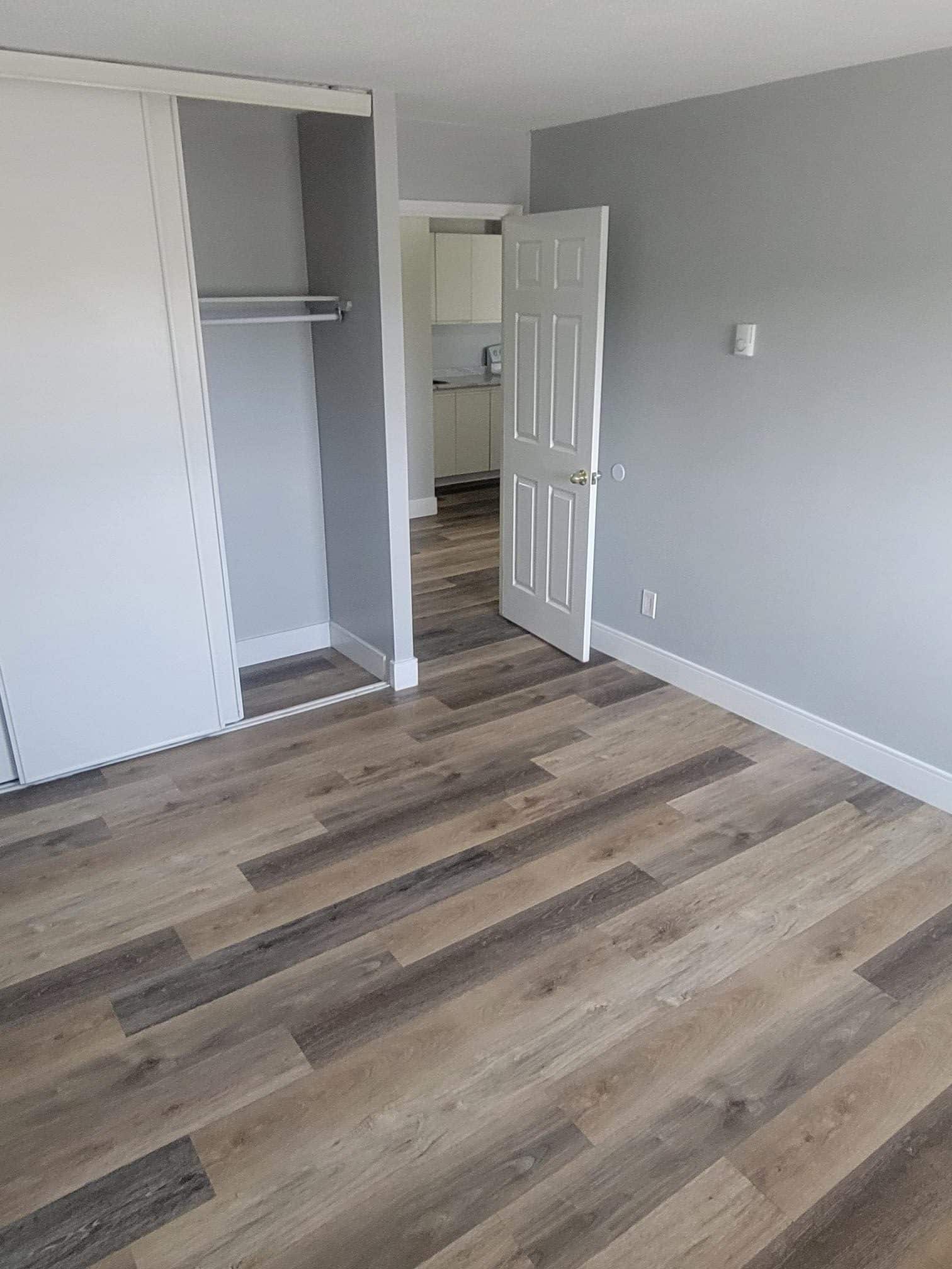 3 Bedroom Apartments thumbnail 5
