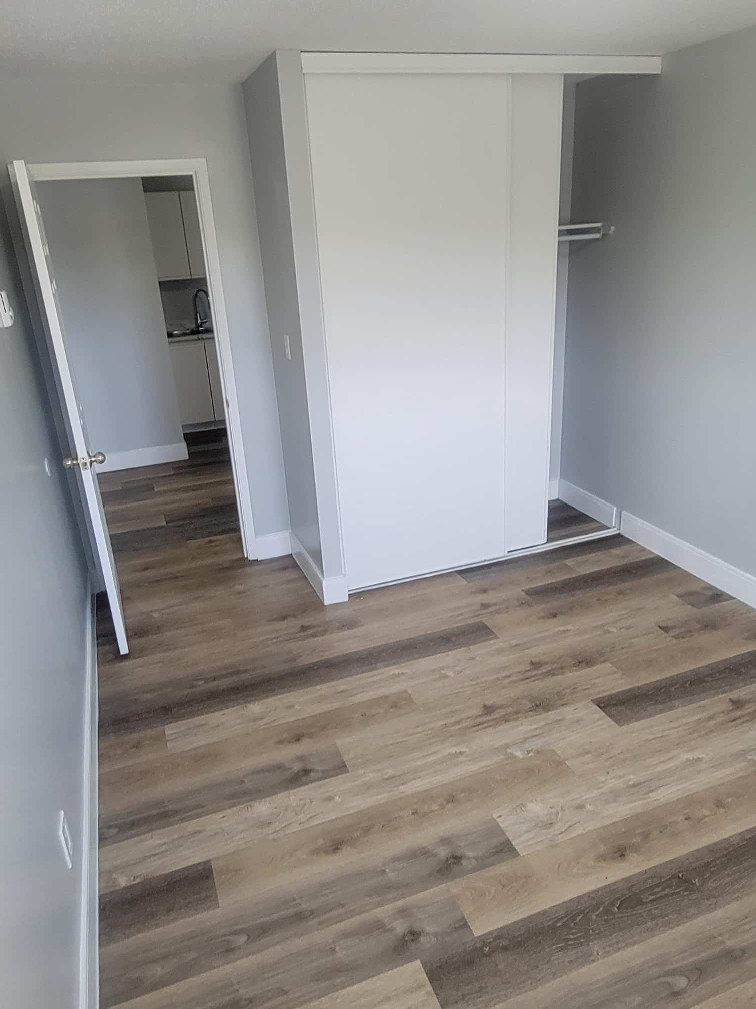 3 Bedroom Apartments thumbnail 7