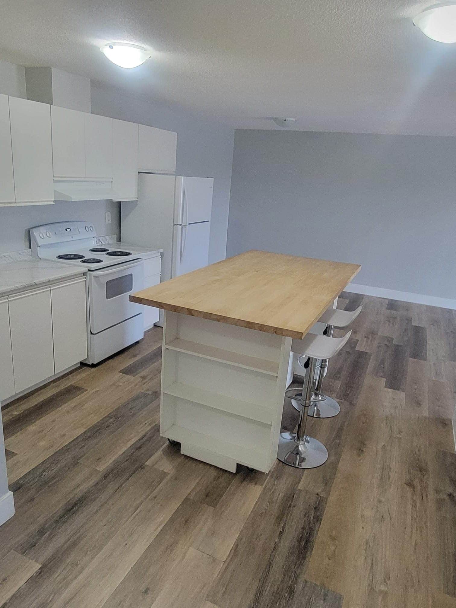 3 Bedroom Apartments thumbnail 8