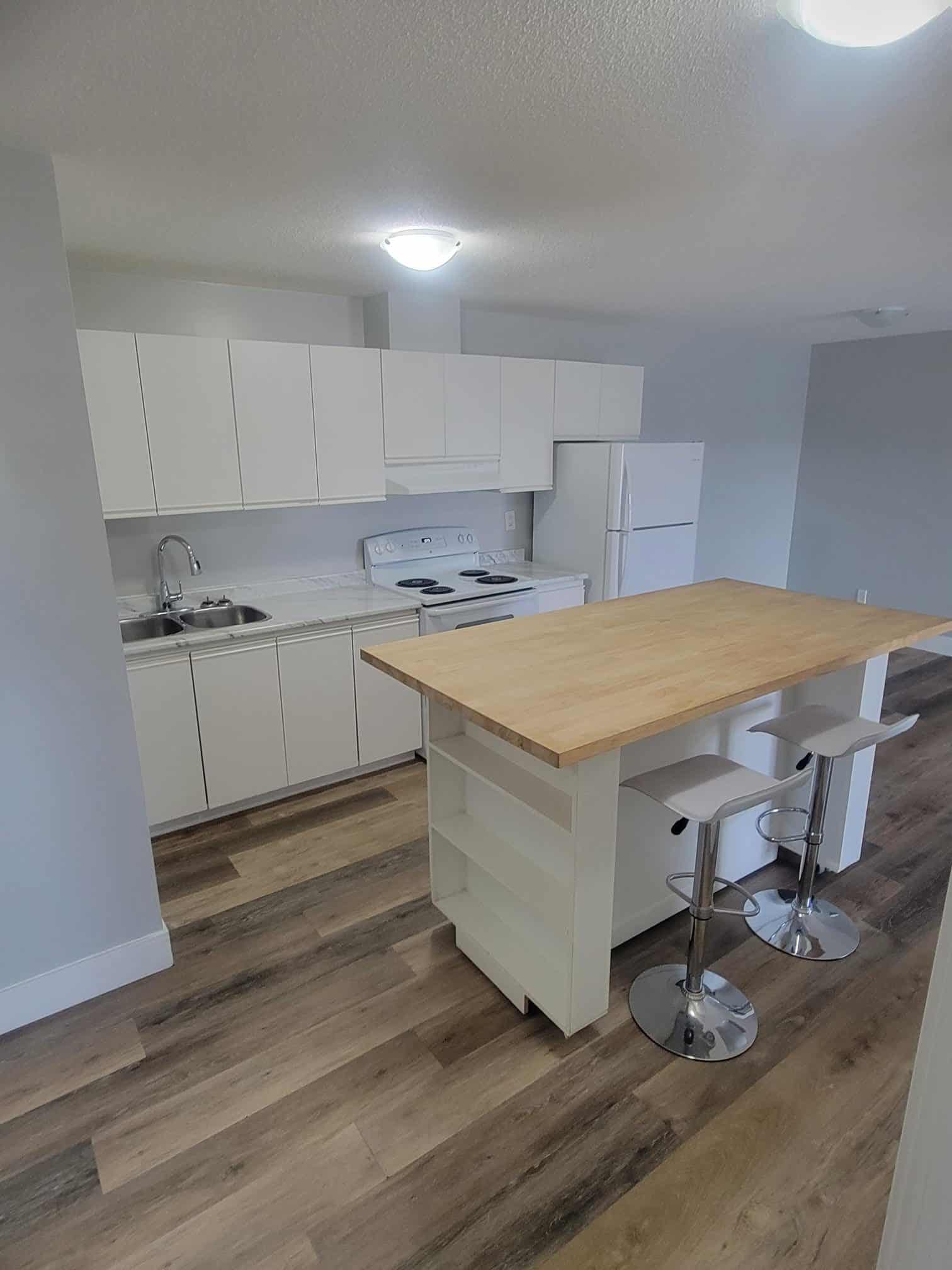 3 Bedroom Apartments thumbnail 9